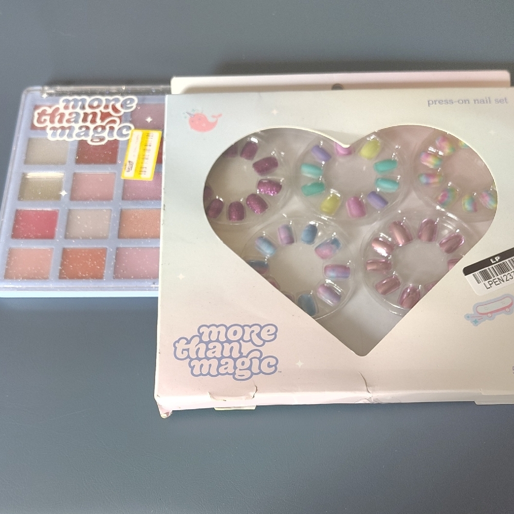 More Than Magic Multicolor Press-On Nail And Pallette Collection